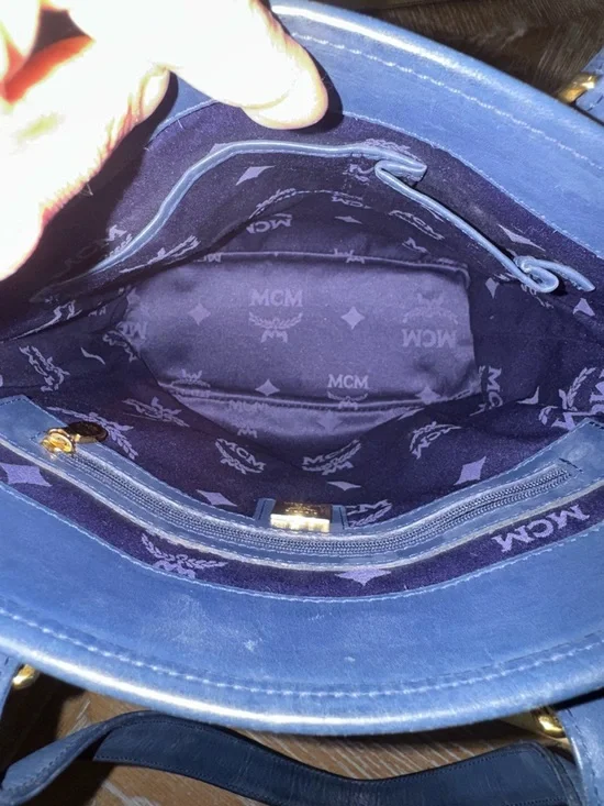 MCM White Leather Bucket Bag Logo Tote with Navy Leather Trim & Gold Plaque - Picture 10 of 15